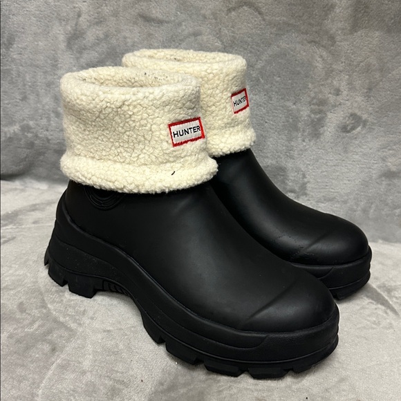 Hunter Esme Lug Sole Waterproof Snow Boots Size 8 - Picture 2 of 7